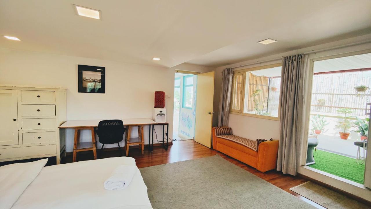 Nextdoor Patan Hostel Bagian luar foto
