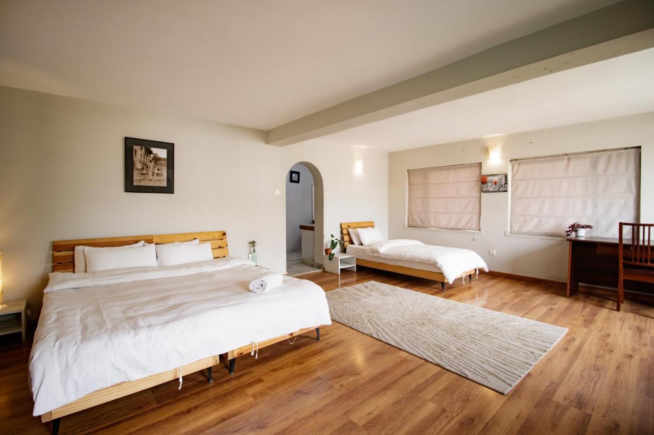 Nextdoor Patan Hostel Bagian luar foto