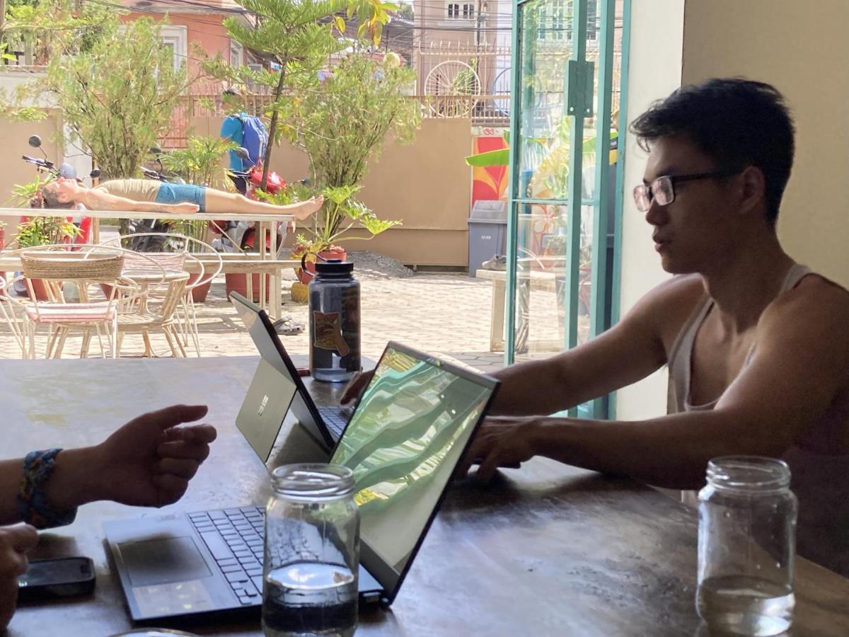 Nextdoor Patan Hostel Bagian luar foto
