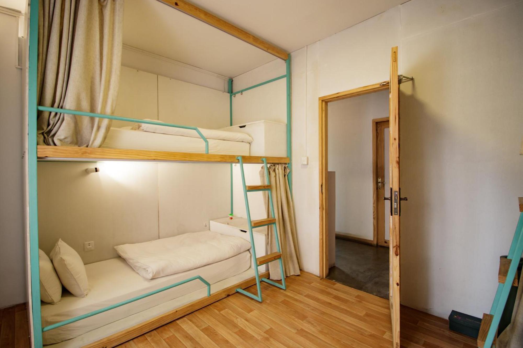 Nextdoor Patan Hostel Bagian luar foto