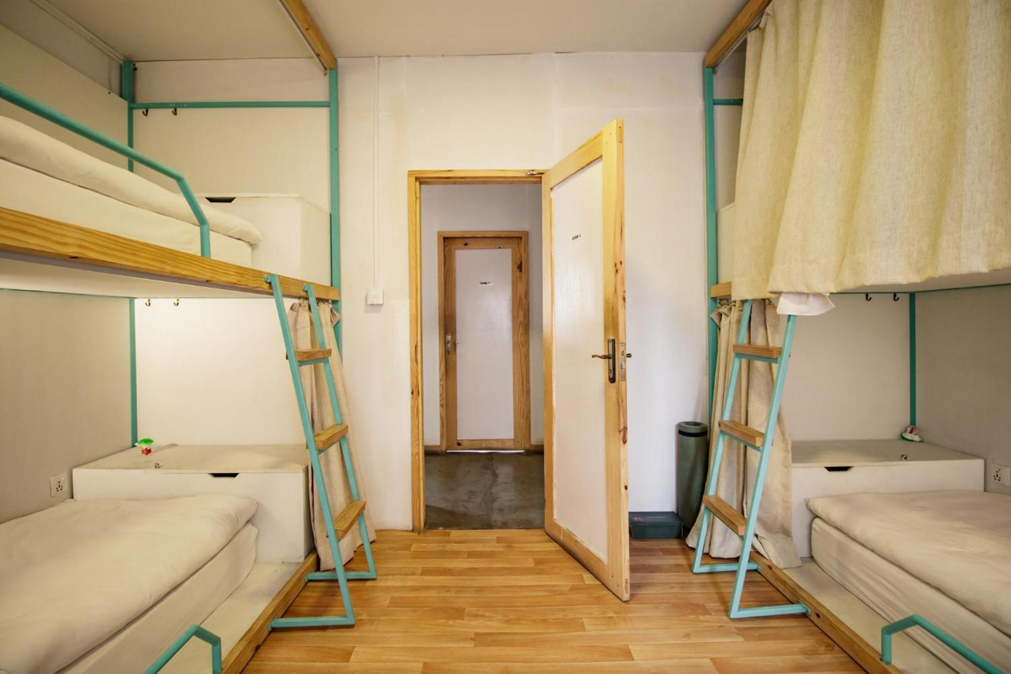 Nextdoor Patan Hostel Bagian luar foto