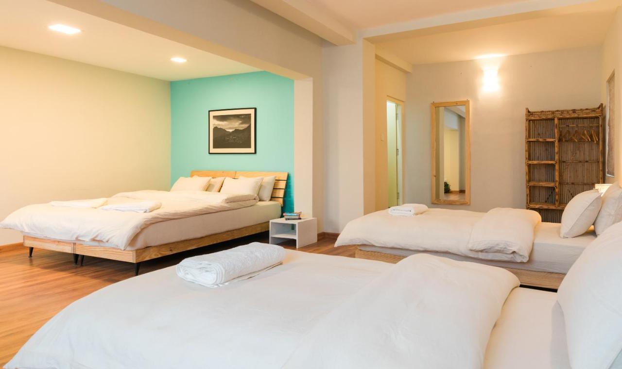 Nextdoor Patan Hostel Bagian luar foto
